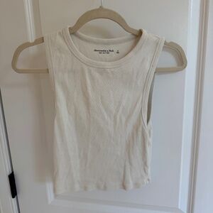 Abercrombie Women's Cropped Ribbed Muscle Tank - Small - White